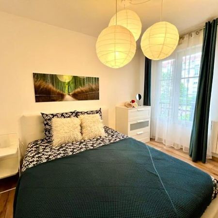 Appartement En Centre-Ville Bussy-Saint-Georges Eksteriør billede